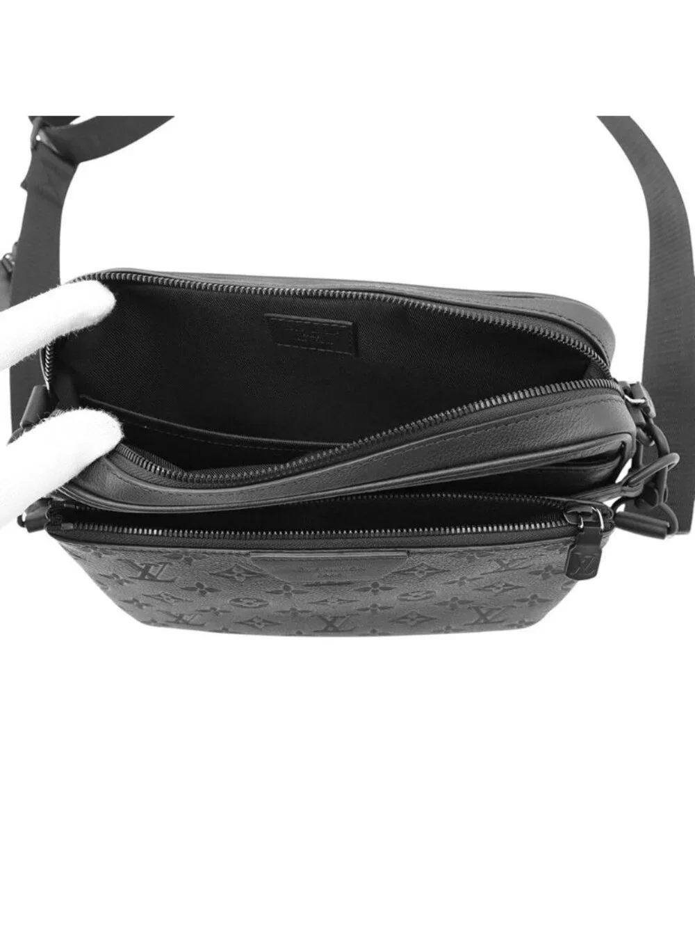 Louis Vuitton Shoulder Bag Monogram Shadow Trio Messenger M Black